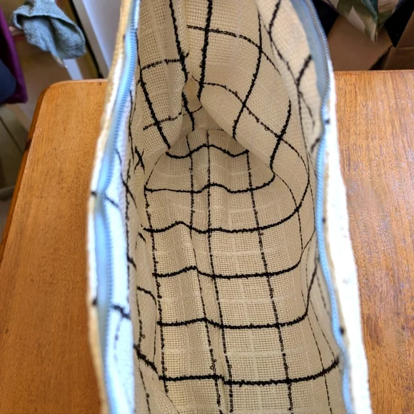 Makeup/bathroom/travel bag - Picture 5 of 12